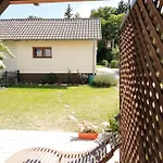 Privatapartment Ida لورخ